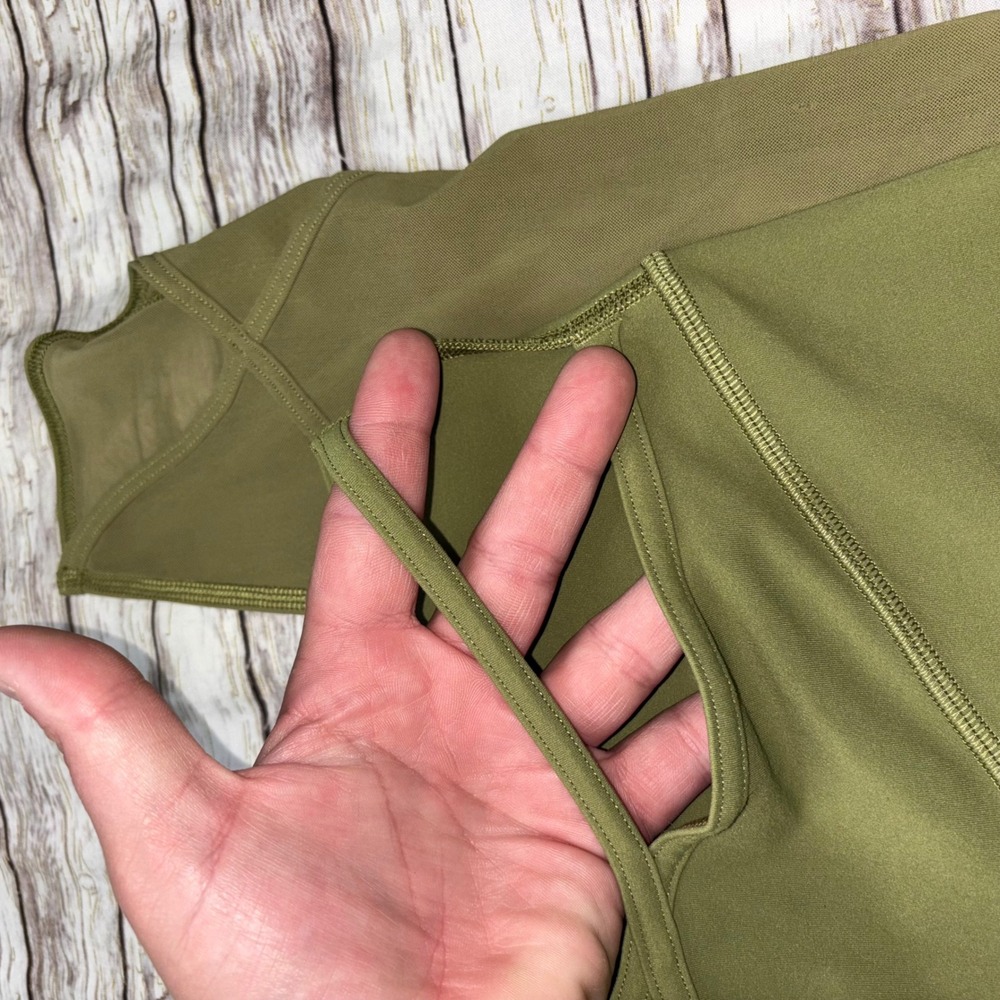 Lululemon Olive Green Leggings, Semi Capri Style Leggings Size 4 - Excellent - Picture 7 of 9